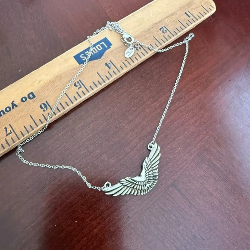 Eliza & Jane Wing Necklace